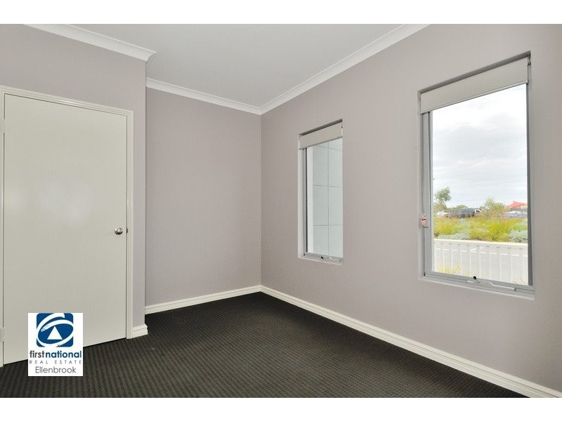 27 Dunnett Drive, Ellenbrook WA 6069
