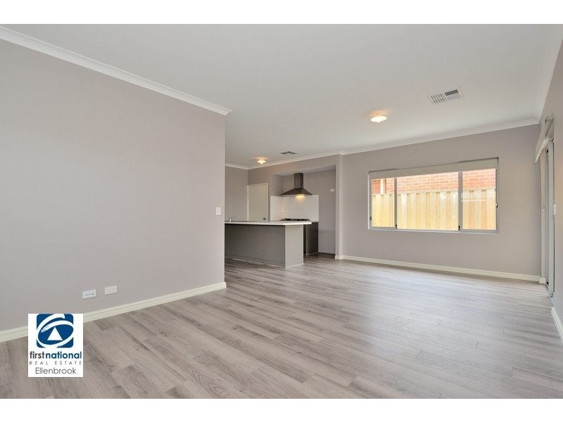 27 Dunnett Drive, Ellenbrook WA 6069