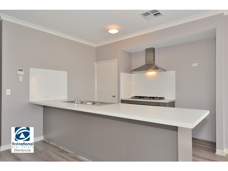 27 Dunnett Drive, Ellenbrook WA 6069