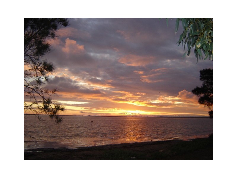 2 Nairn Road, Coodanup WA 6210
