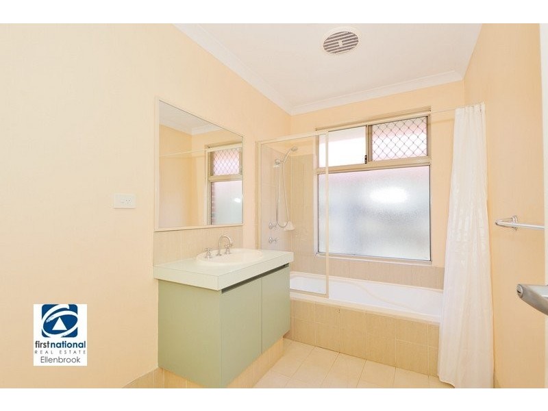 3 Oakhill Heights, Ellenbrook WA 6069
