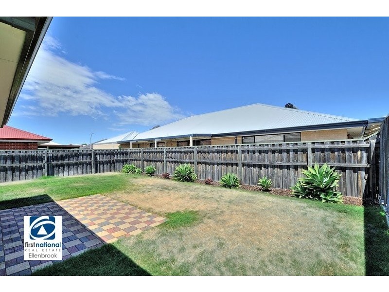 3 Oakhill Heights, Ellenbrook WA 6069
