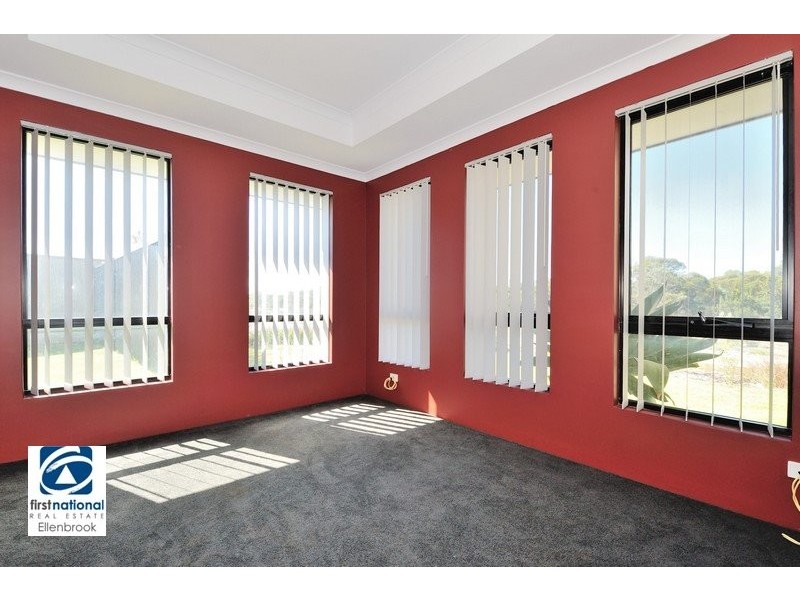 87 Grassdale Parkway, Ellenbrook WA 6069