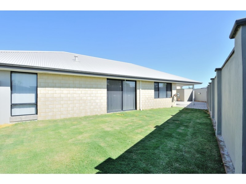 87 Grassdale Parkway, Ellenbrook WA 6069