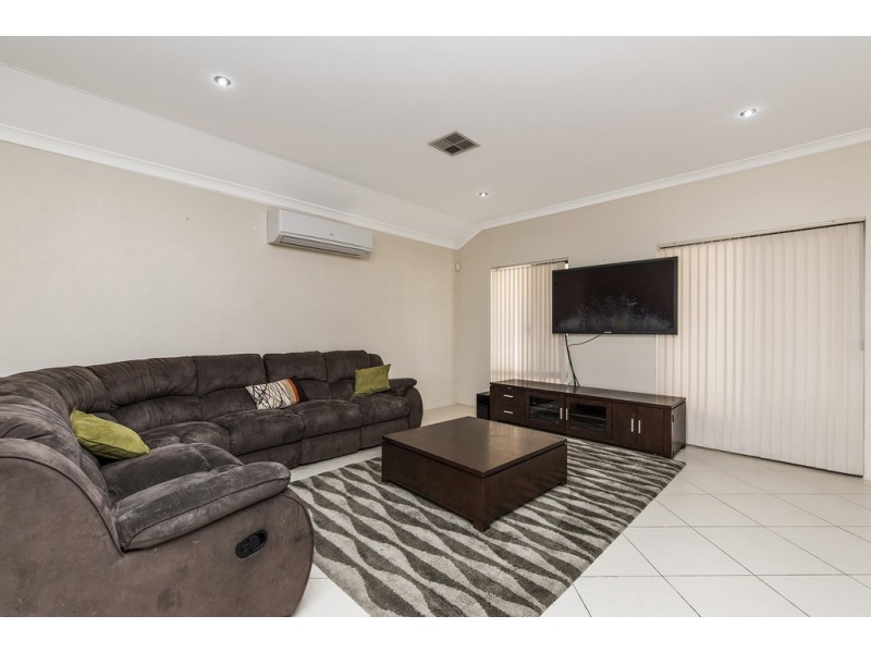 74 Charlottes Vista, Ellenbrook WA 6069