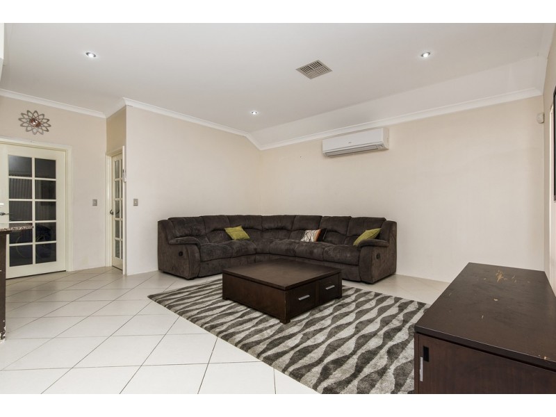 74 Charlottes Vista, Ellenbrook WA 6069