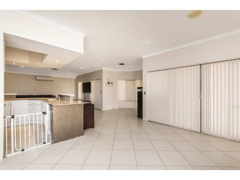 74 Charlottes Vista, Ellenbrook WA 6069