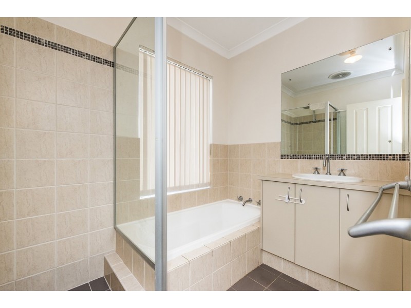 74 Charlottes Vista, Ellenbrook WA 6069