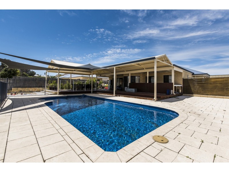 74 Charlottes Vista, Ellenbrook WA 6069