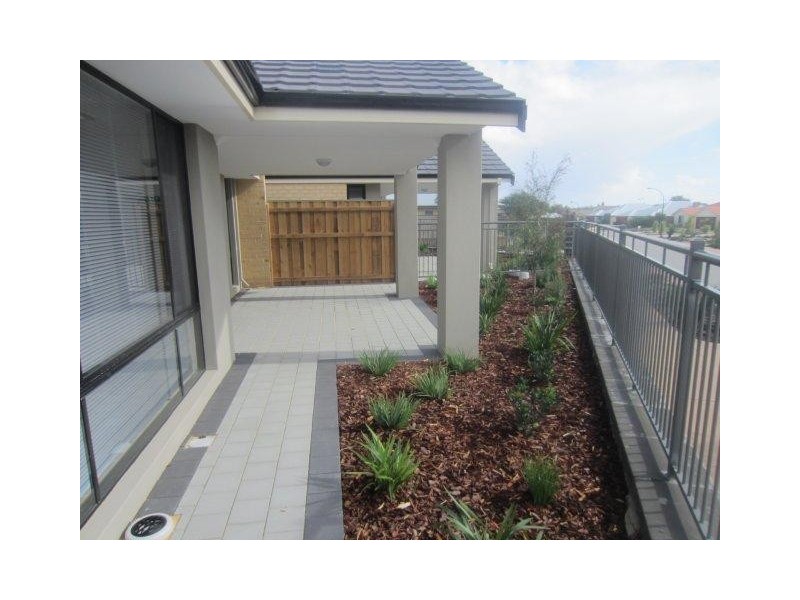 22 Musselbrook Trail, Ellenbrook WA 6069