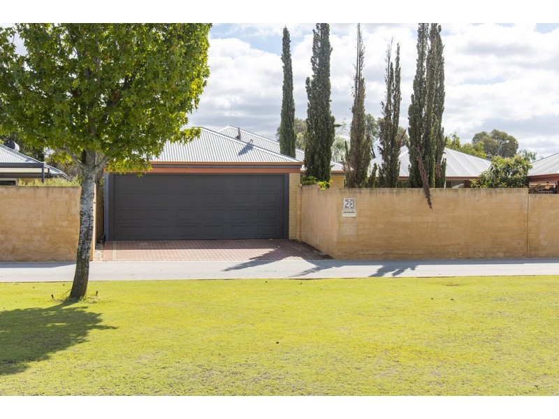 20 Pinegrove Drive, Ellenbrook WA 6069