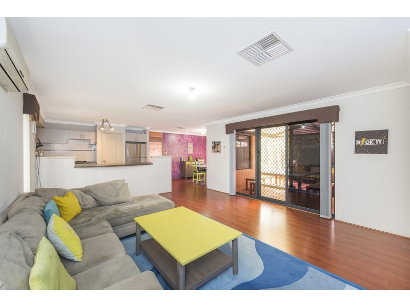 20 Pinegrove Drive, Ellenbrook WA 6069