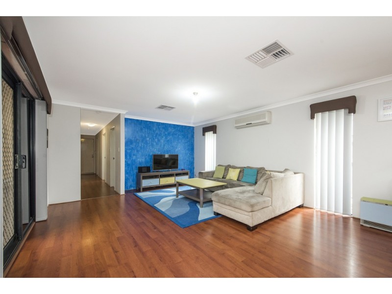 20 Pinegrove Drive, Ellenbrook WA 6069