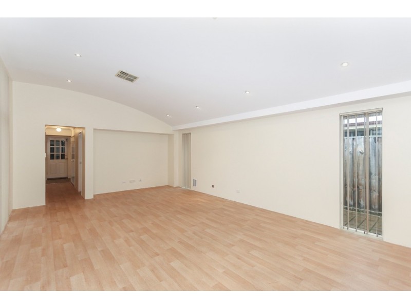 44 Brookmount Drive, Ellenbrook WA 6069