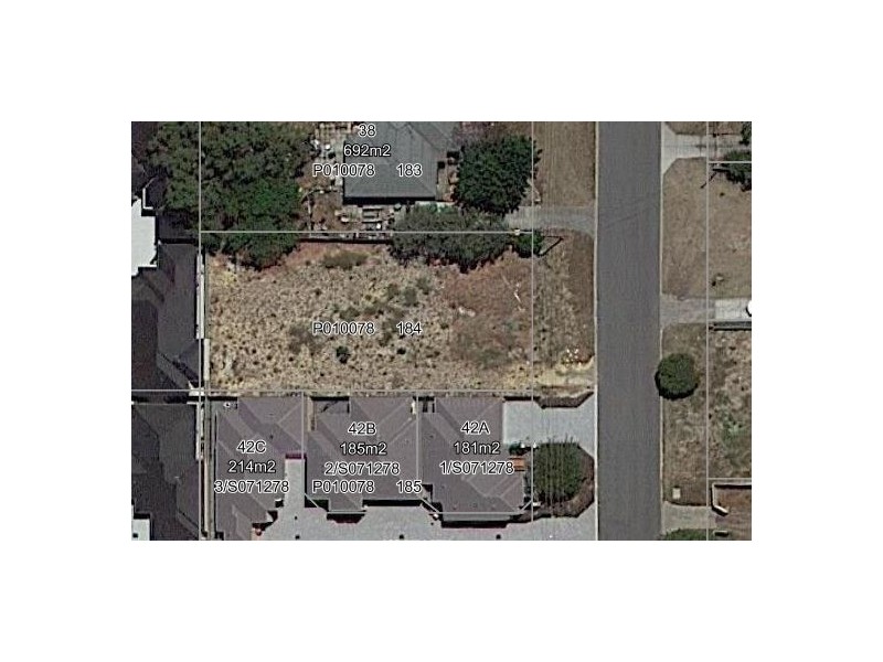 40 B and C Loughton Way, Balga WA 6061