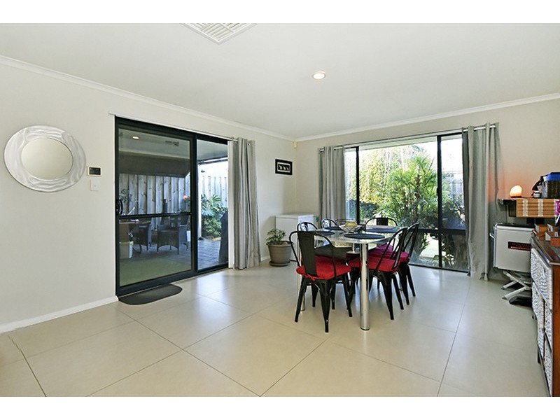 7 Alderley Close, Ellenbrook WA 6069