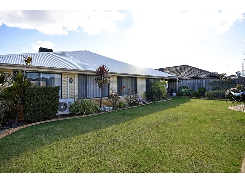 7 Alderley Close, Ellenbrook WA 6069