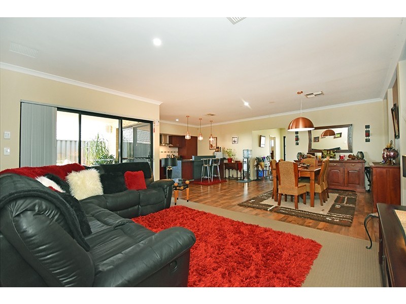 374 Millhouse Road, Aveley WA 6069