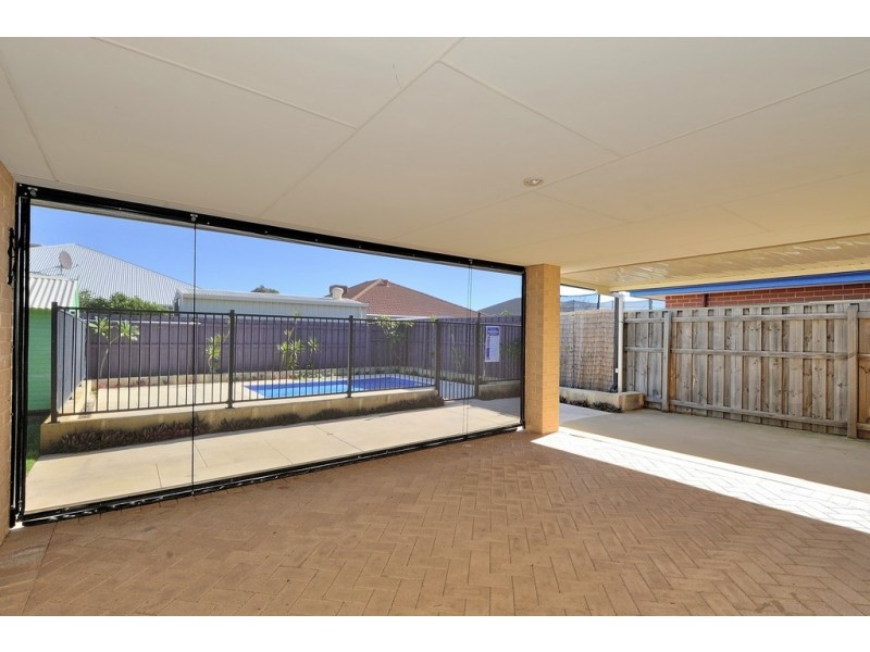 41 Derricap Avenue, Ellenbrook WA 6069