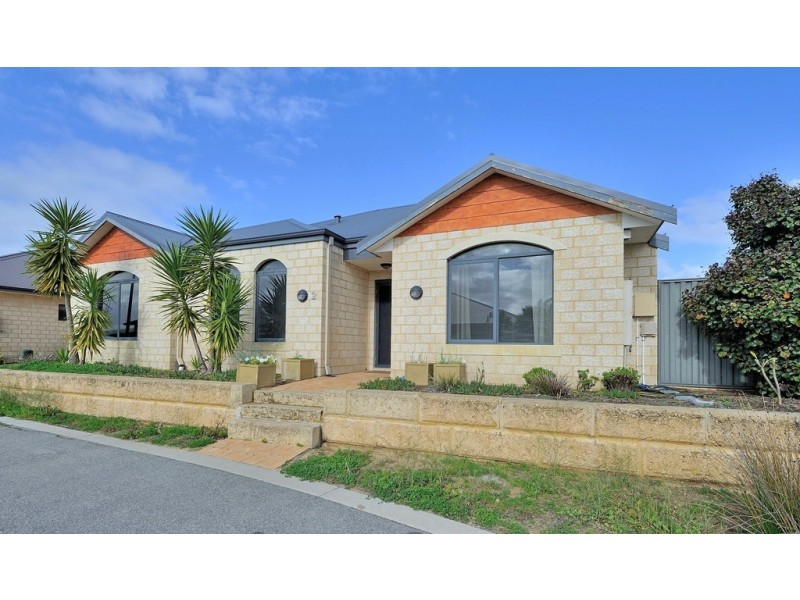 2 ATOLL END, Aveley WA 6069