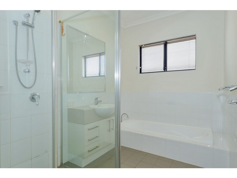 2 ATOLL END, Aveley WA 6069