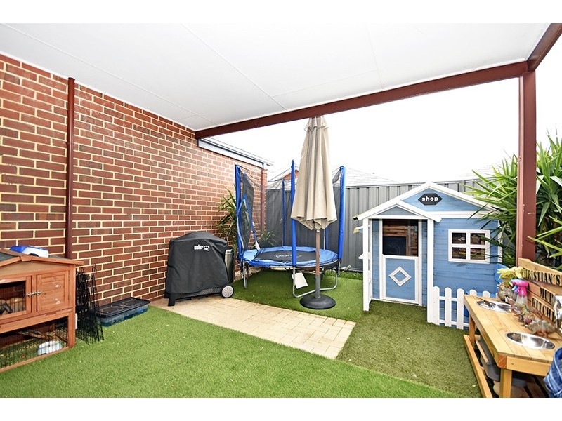 3 Tolj Loop, Aveley WA 6069
