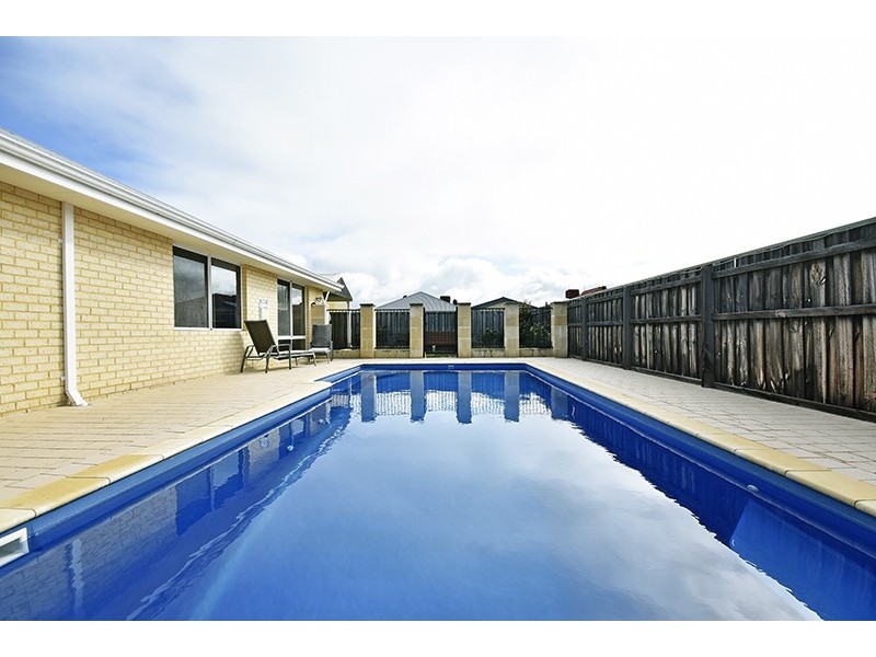 3 Simmonds Pass, Ellenbrook WA 6069