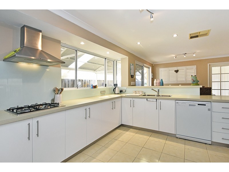 3 Simmonds Pass, Ellenbrook WA 6069