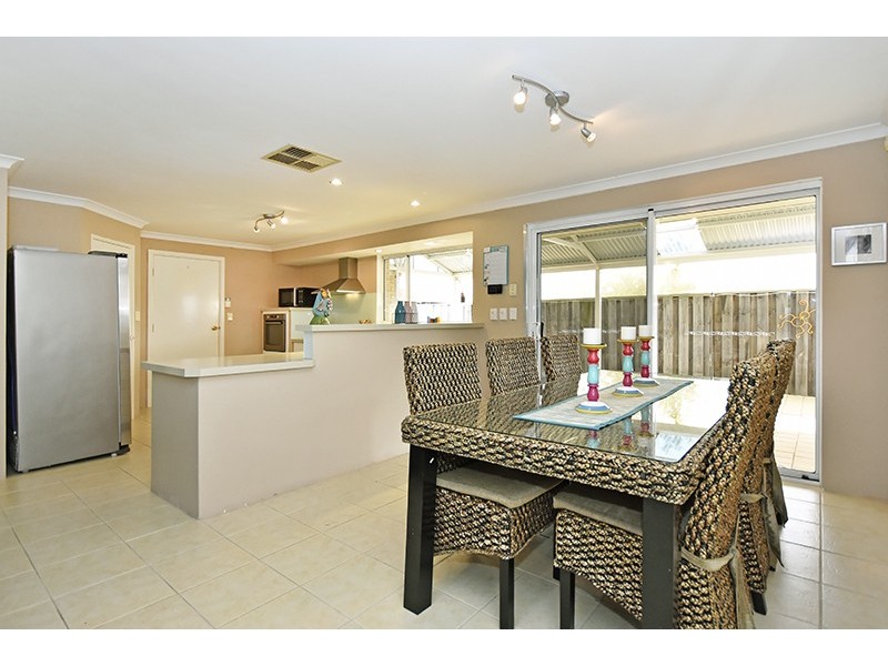 3 Simmonds Pass, Ellenbrook WA 6069