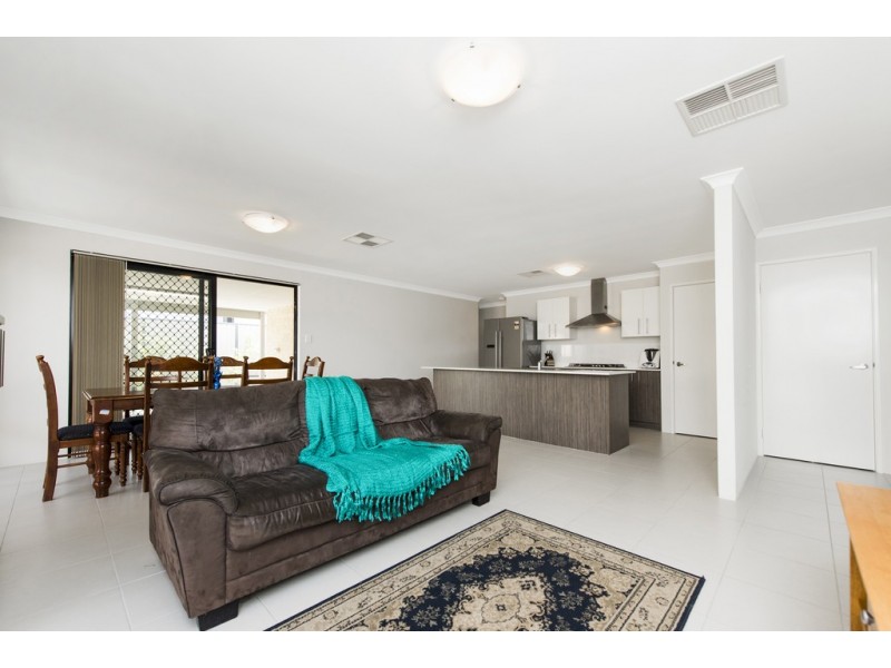 17 WILDERNESS WAY, Aveley WA 6069