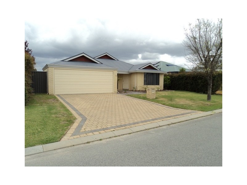 24 TRAVERS WAY, Aveley WA 6069