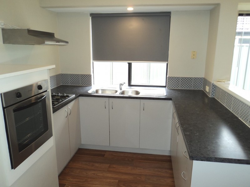 24 TRAVERS WAY, Aveley WA 6069