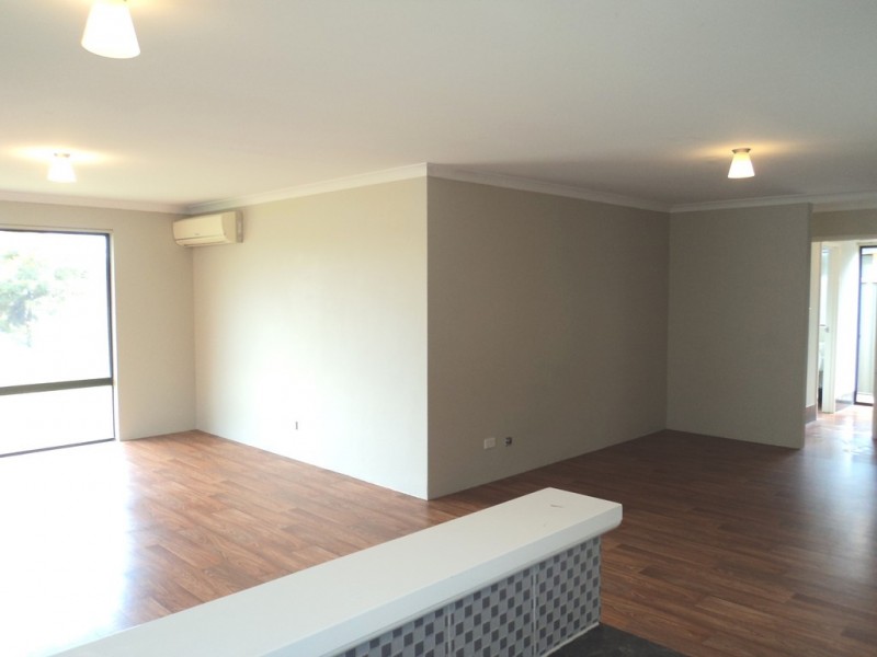 24 TRAVERS WAY, Aveley WA 6069