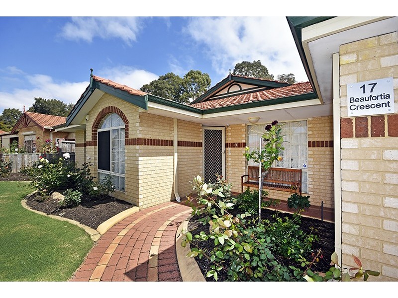 17 Beaufortia Crescent, Ellenbrook WA 6069