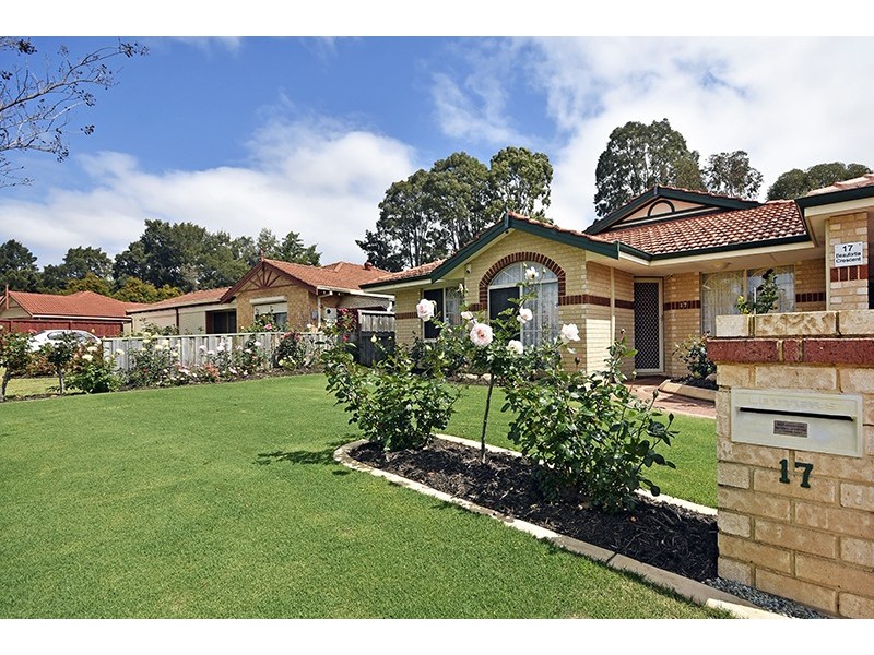 17 Beaufortia Crescent, Ellenbrook WA 6069