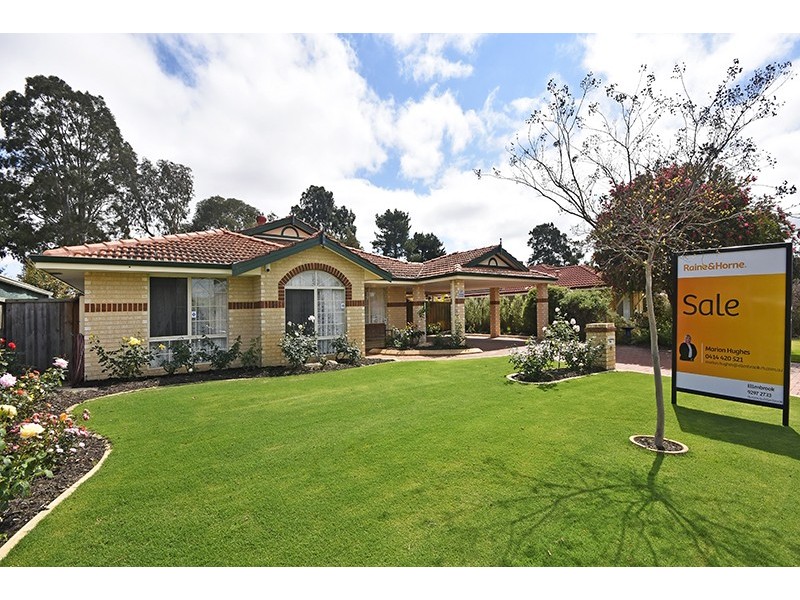 17 Beaufortia Crescent, Ellenbrook WA 6069