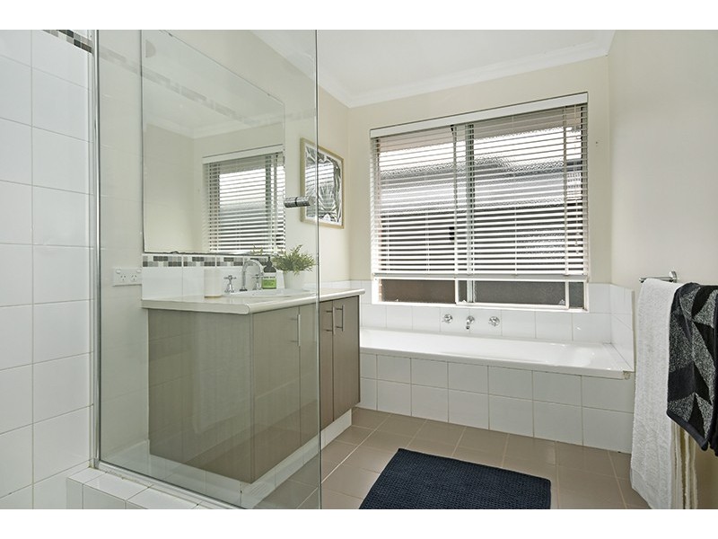 46 Swanleigh Parade, Aveley WA 6069