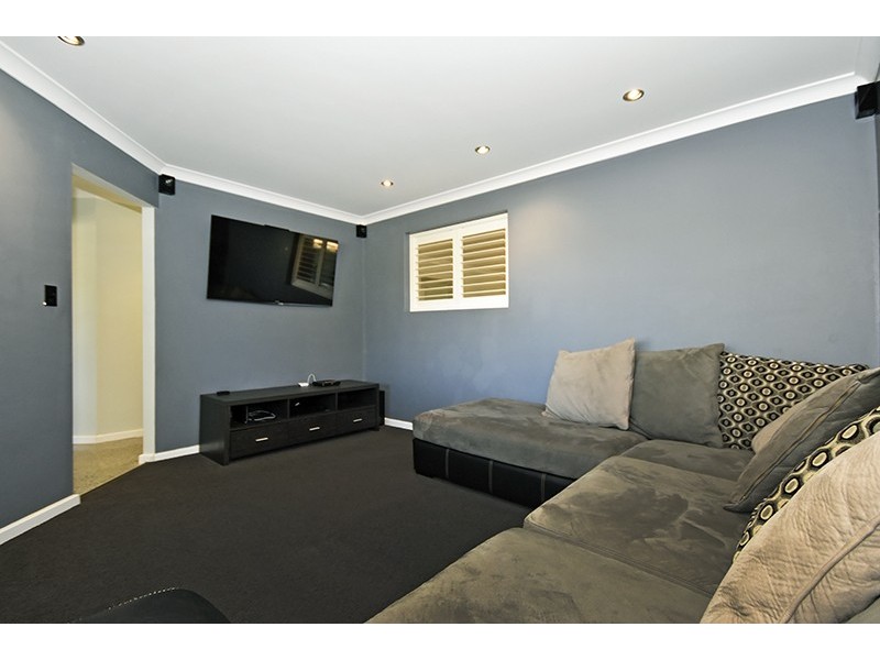 4 Harberton Parkway, Ellenbrook WA 6069