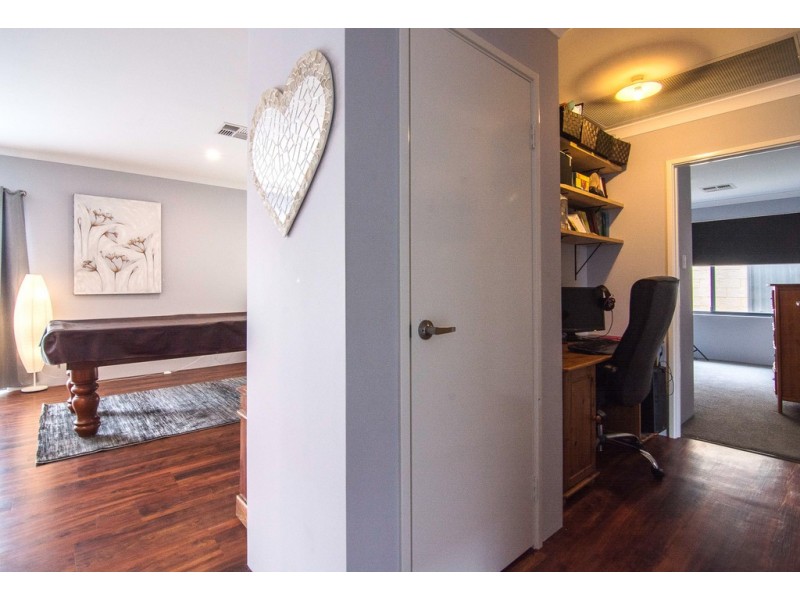 43 Thredbo Drive, Aveley WA 6069