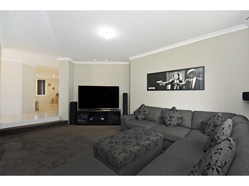 30 Castlefern Street, Ellenbrook WA 6069