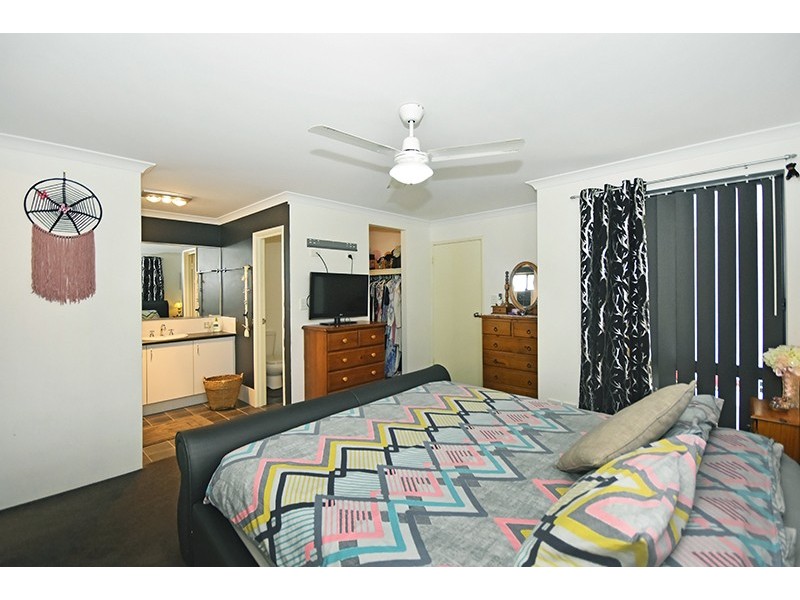 30 Castlefern Street, Ellenbrook WA 6069