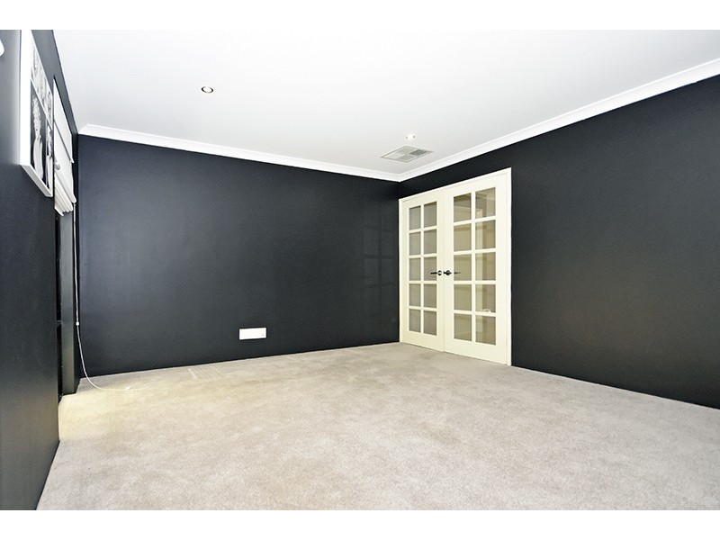 20 Monroe Cross, Aveley WA 6069