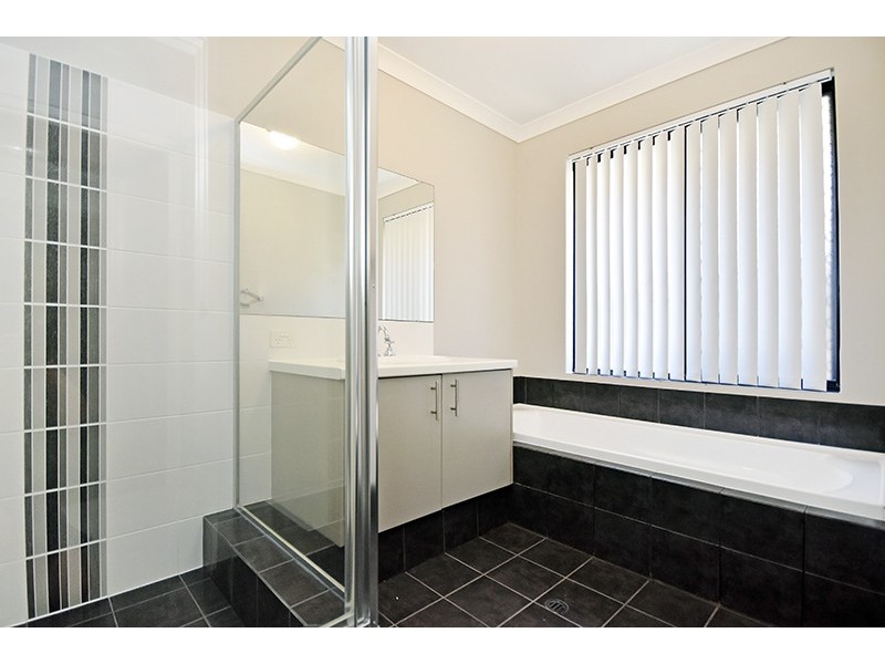 20 Monroe Cross, Aveley WA 6069