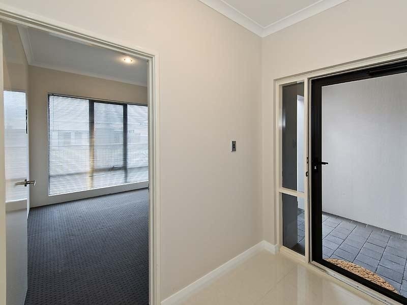 15 Powlett Link, Ellenbrook WA 6069