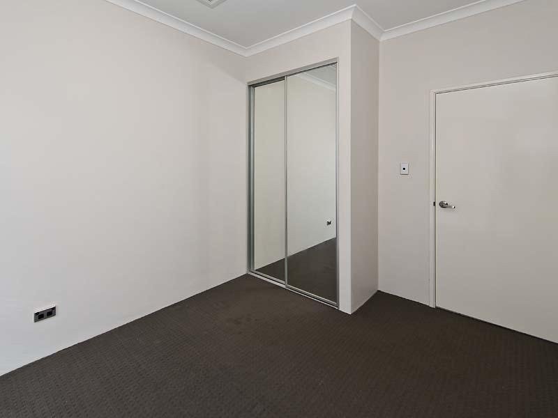 15 Powlett Link, Ellenbrook WA 6069