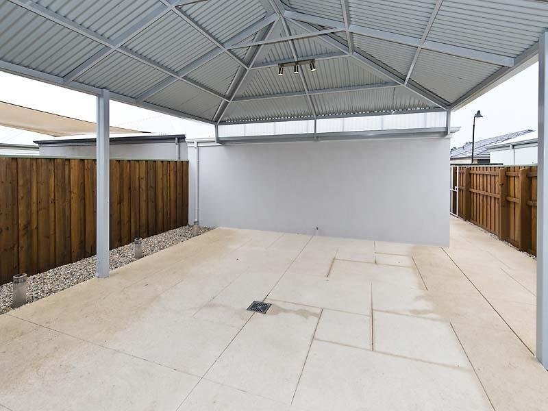 15 Powlett Link, Ellenbrook WA 6069