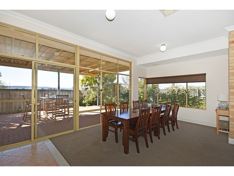 141 Fantail Cres, Ellenbrook WA 6069