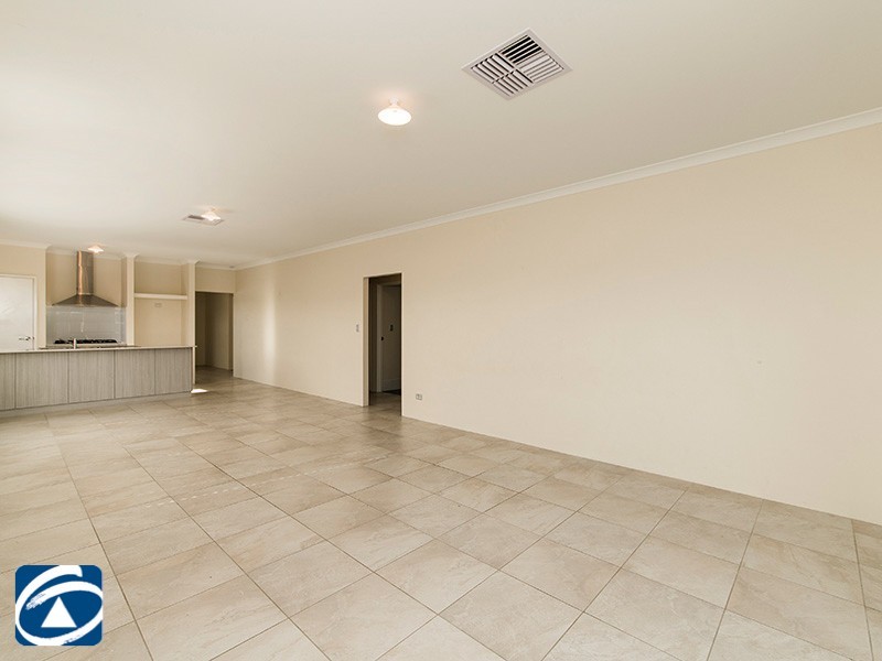 97 Holdsworth Ave, Aveley WA 6069