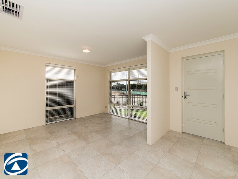 97 Holdsworth Ave, Aveley WA 6069