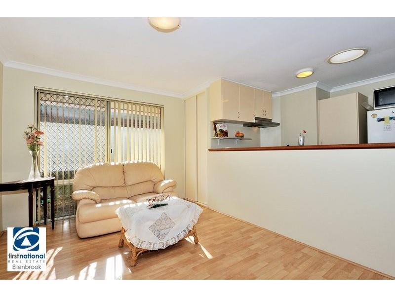 24 Waterhall Rd, South Guildford WA 6055